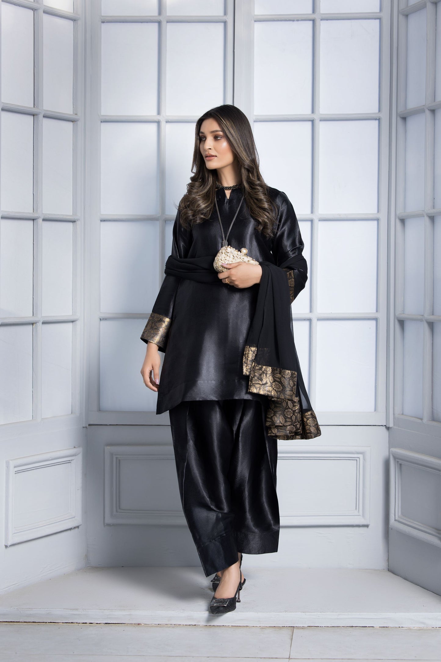 Black Gloss Ready to Wear 3 Pcs Farshi Shalwar Dress