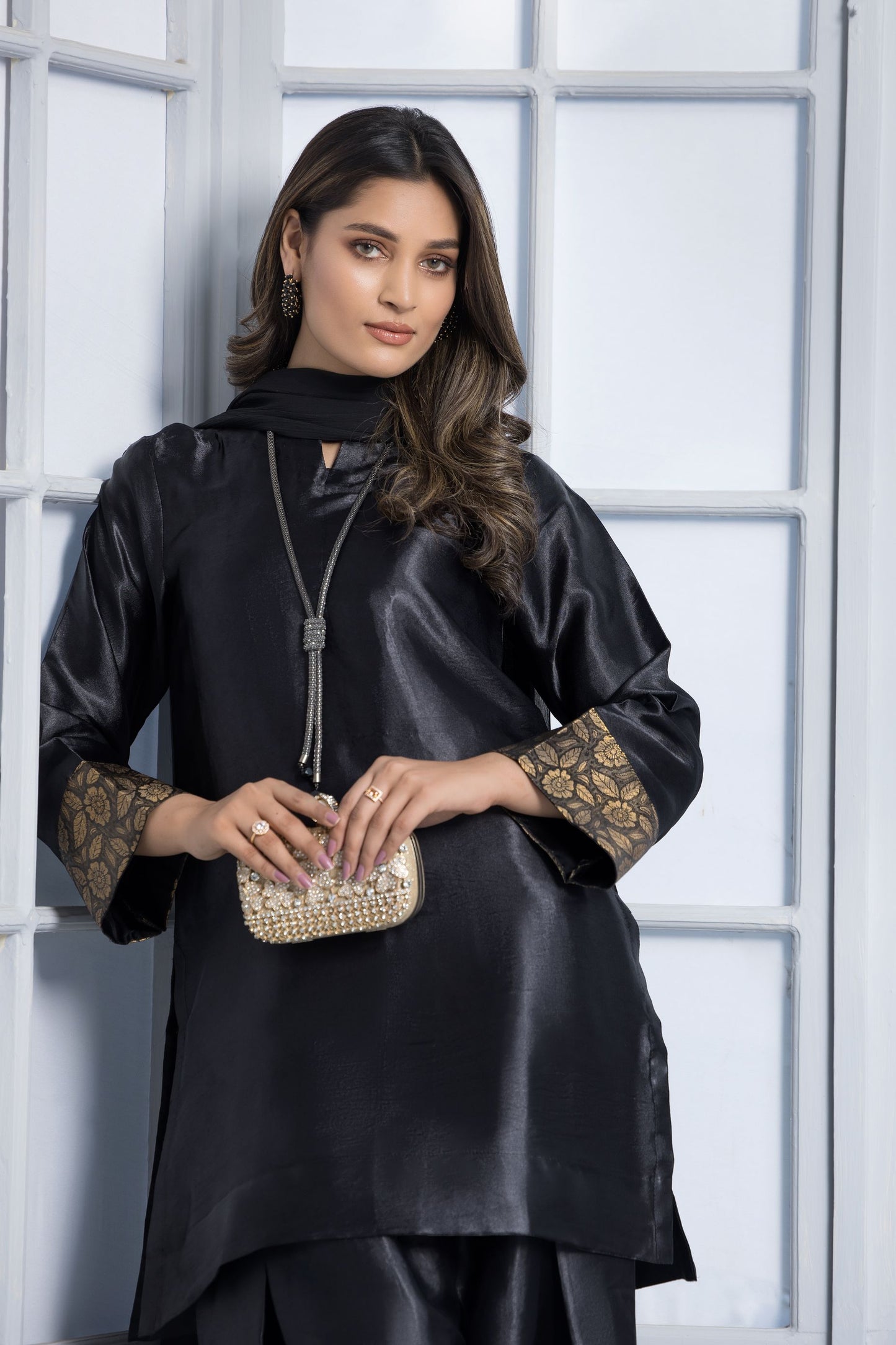 Black Gloss Ready to Wear 3 Pcs Farshi Shalwar Dress
