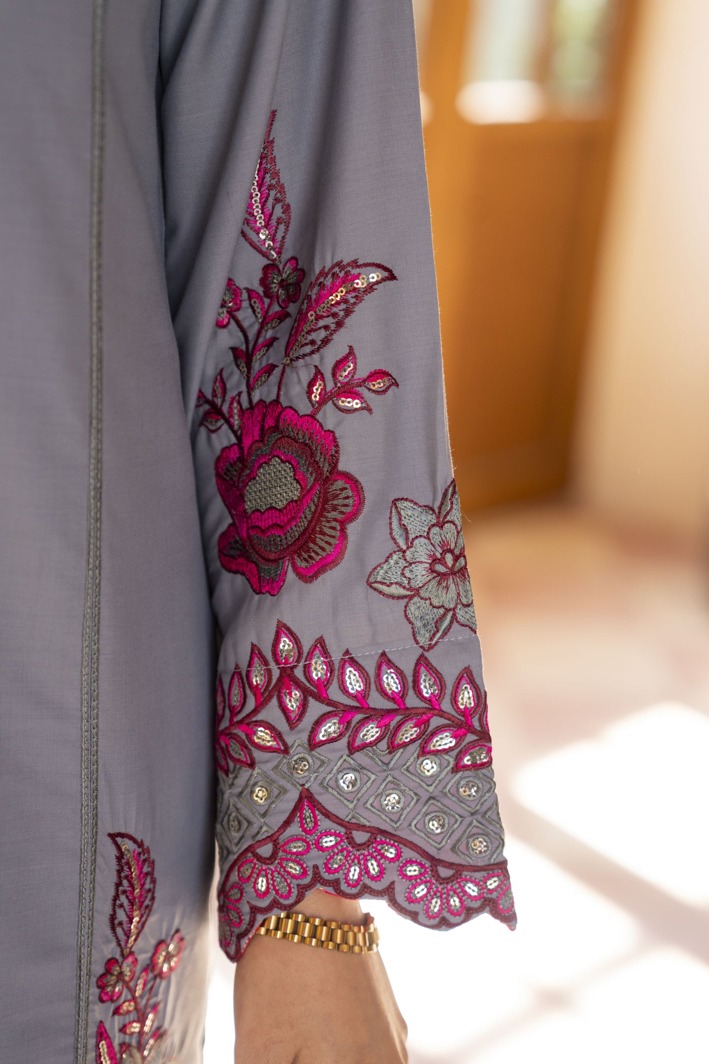 Zoha Ready to Wear 2 Pcs Embroidered Dress