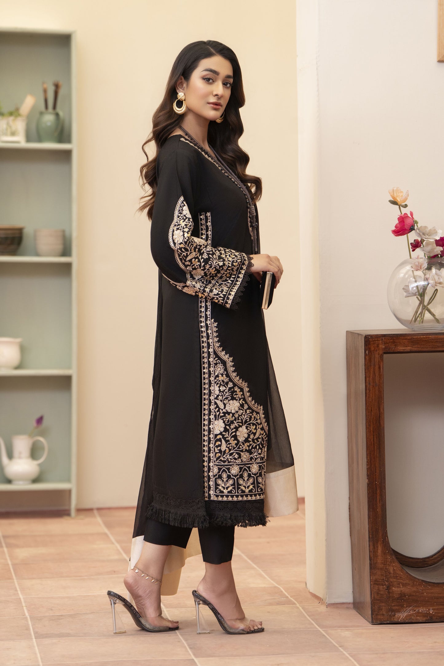 Armeena Luxury Ready to Wear 3 Pcs Embroidered Dress