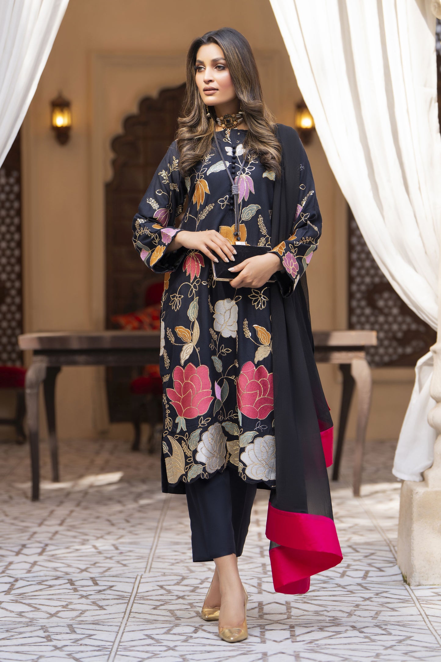 Nubahar Ready to Wear 3 Pcs Embroidered Dress