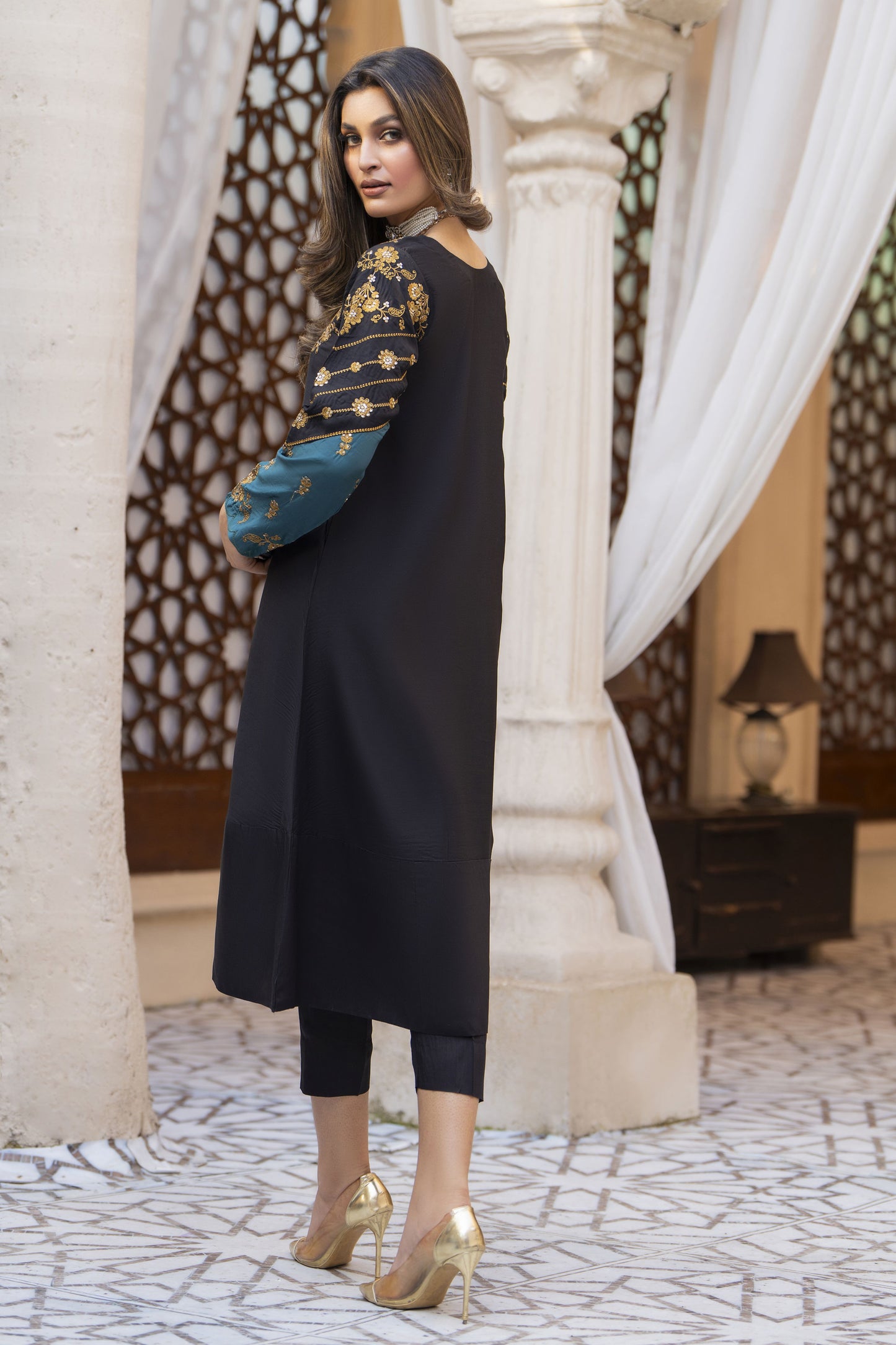 Heer Ready to Wear 2 Pcs Embroidered Dress