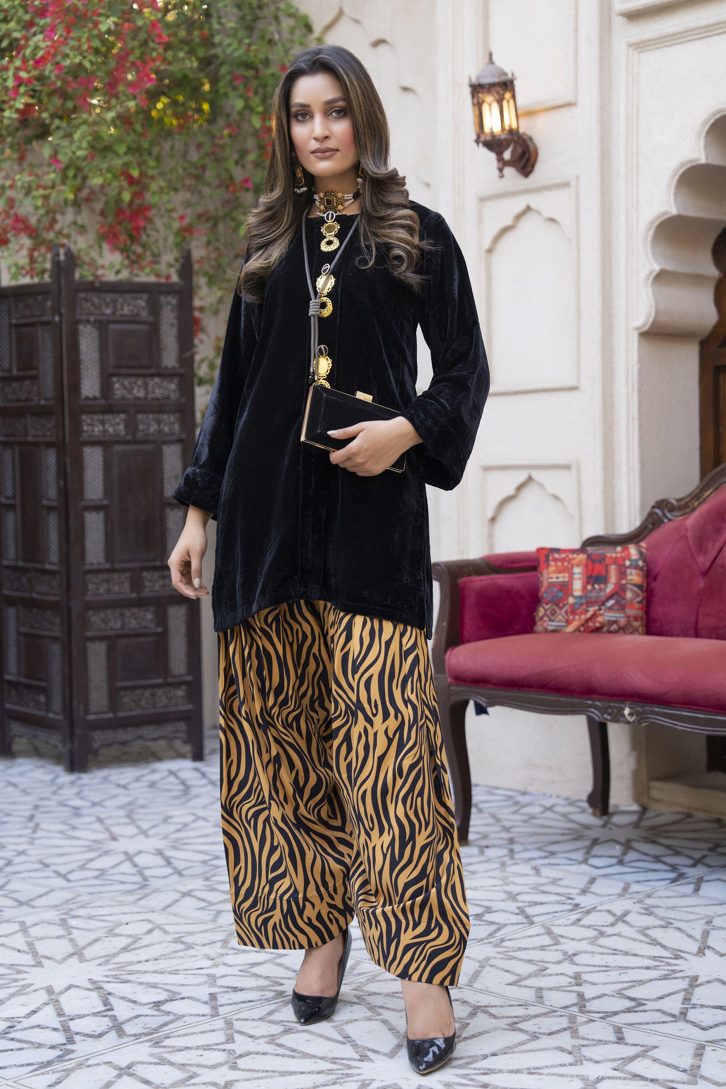 Velvet Dream Farshi Shalwar 2 pcs Dress