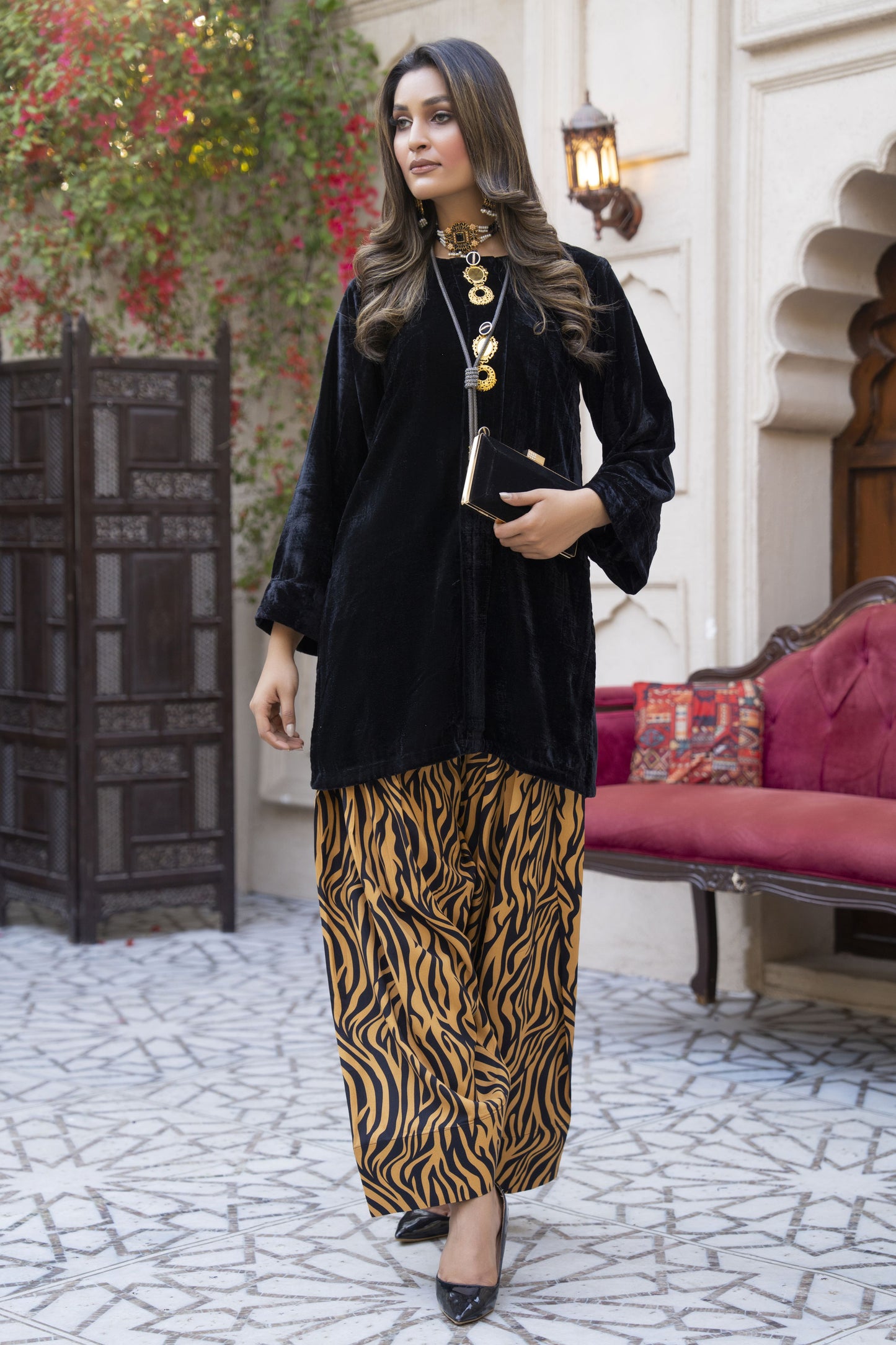 Velvet Dream Farshi Shalwar 2 pcs Dress