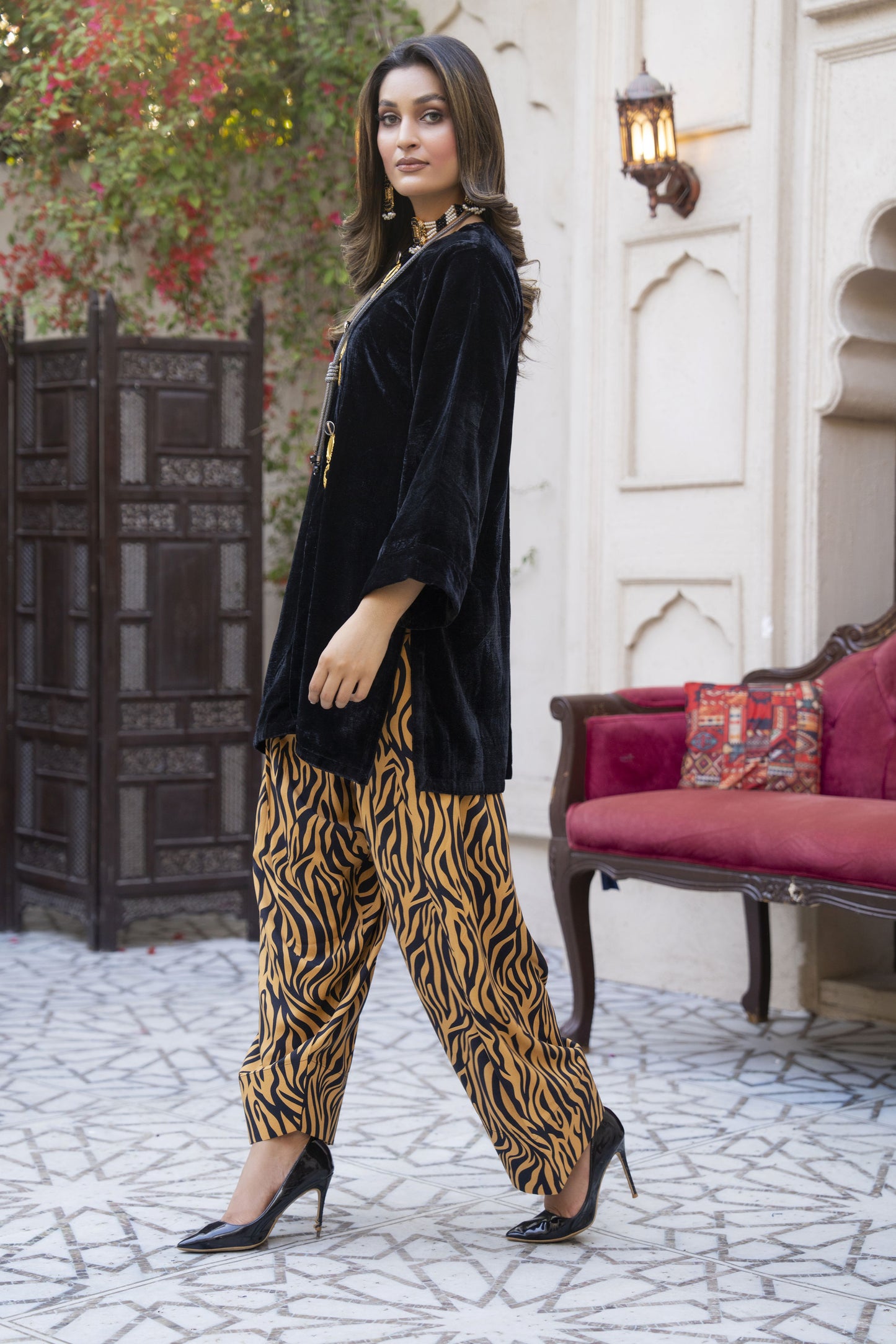 Velvet Dream Farshi Shalwar 2 pcs Dress