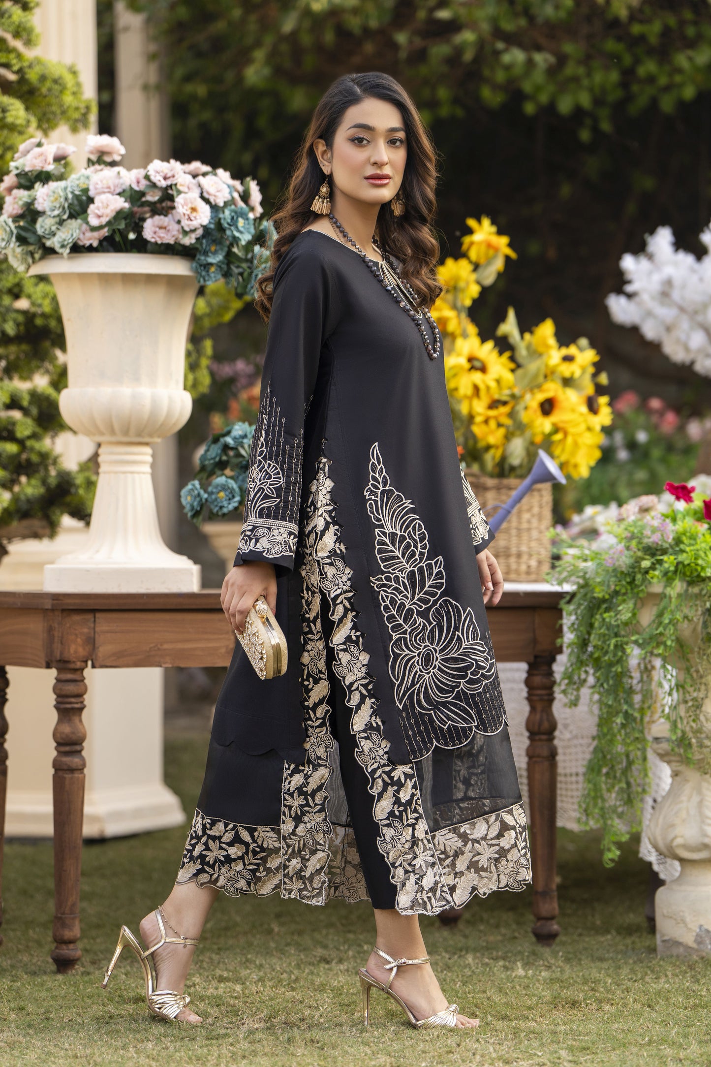Havana Ready to Wear 2 Pcs Embroidered Dress