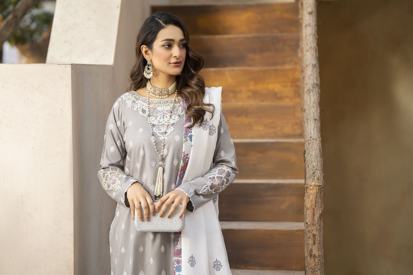 Nisha Ready to Wear 3 Pcs Embroidered Dress