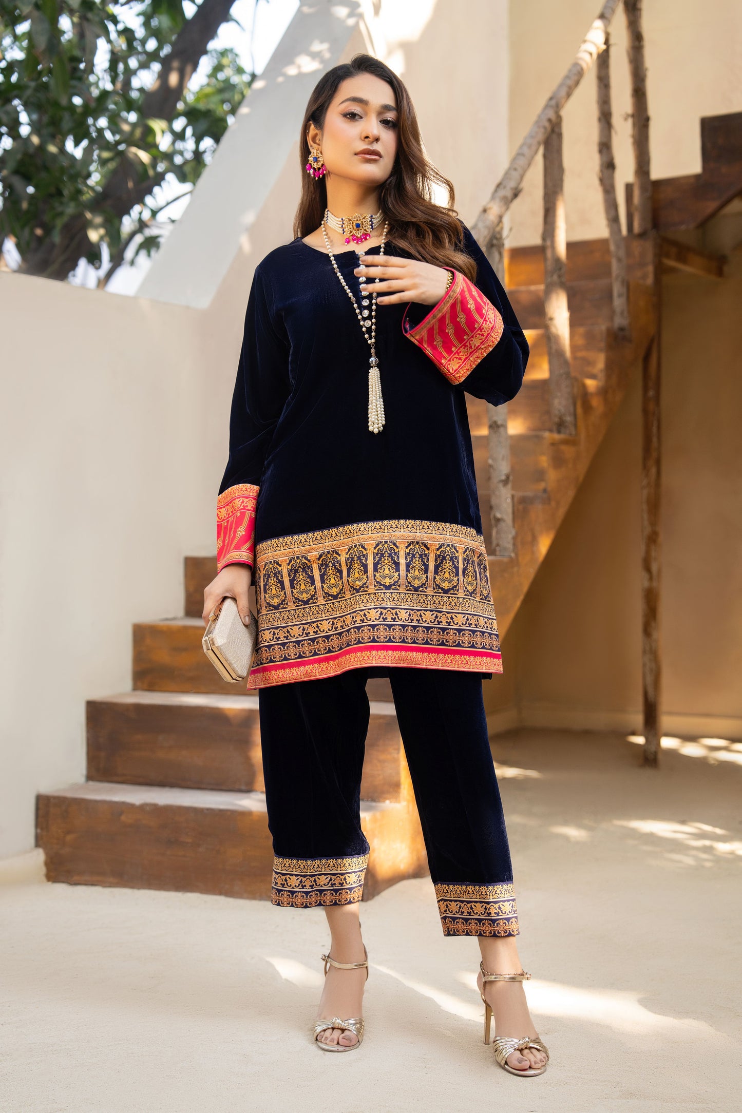 Qalamkar Velvet Ready to Wear 2 Pcs Dres