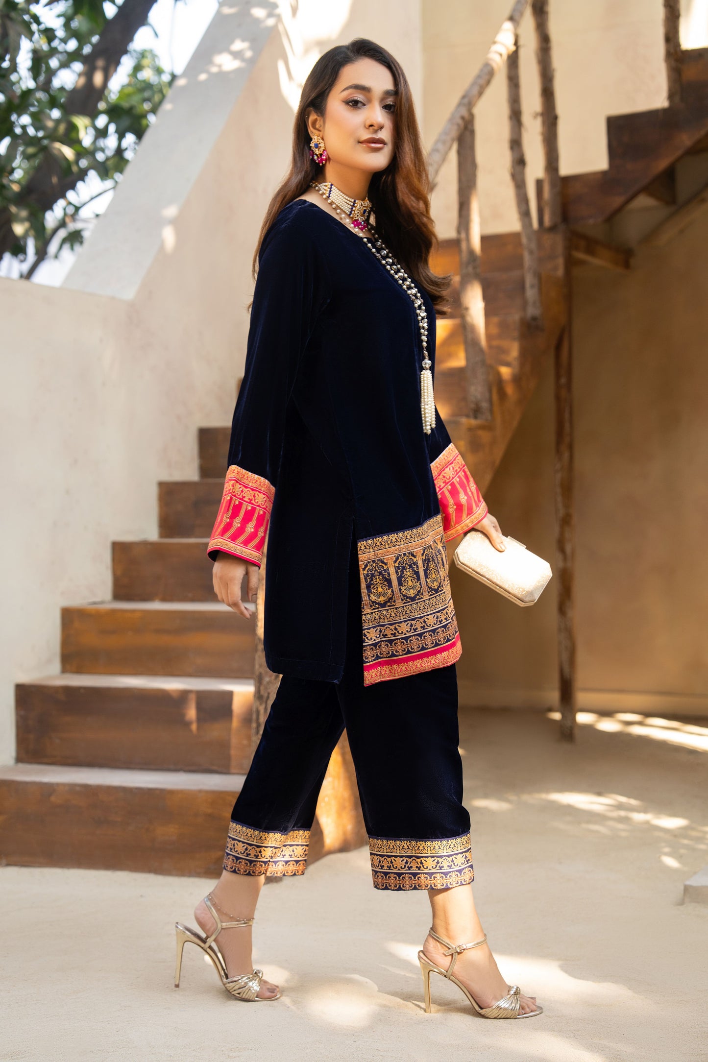 Qalamkar Velvet Ready to Wear 2 Pcs Dres