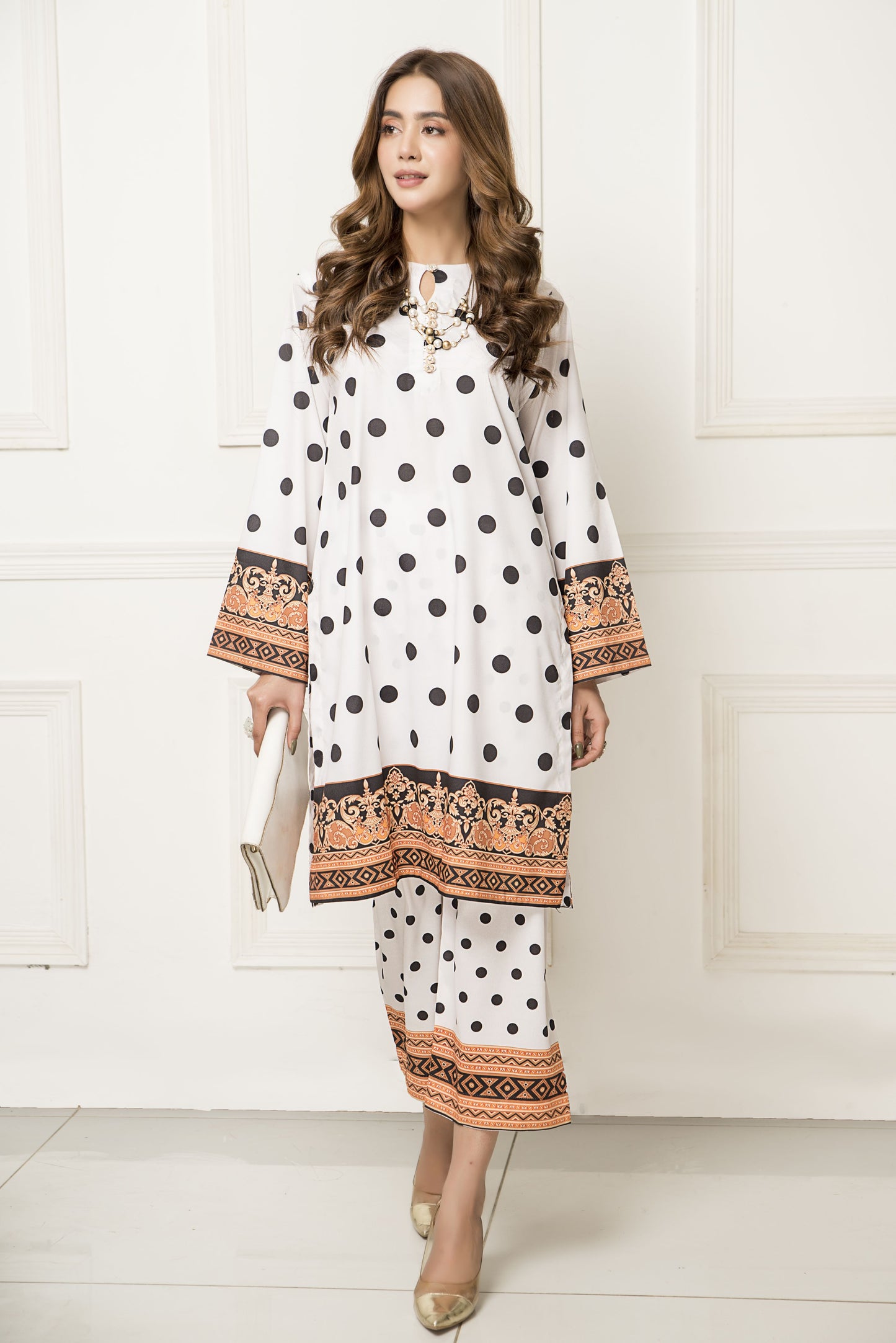 Retro Allure Ready to Wear Winter 2 Pcs Collection