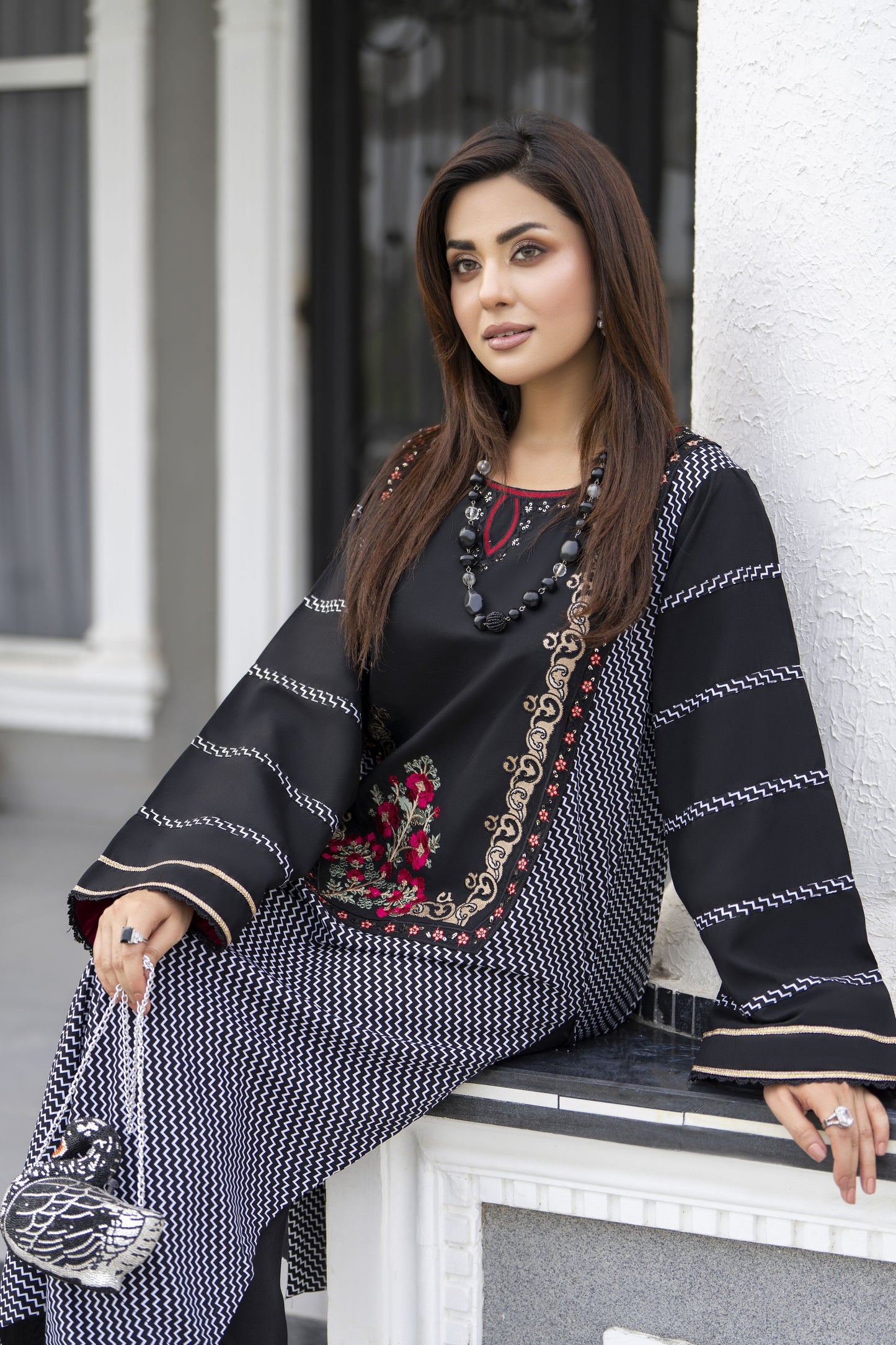 Amna Ready to Wear 2 Pcs Embroidered Dress