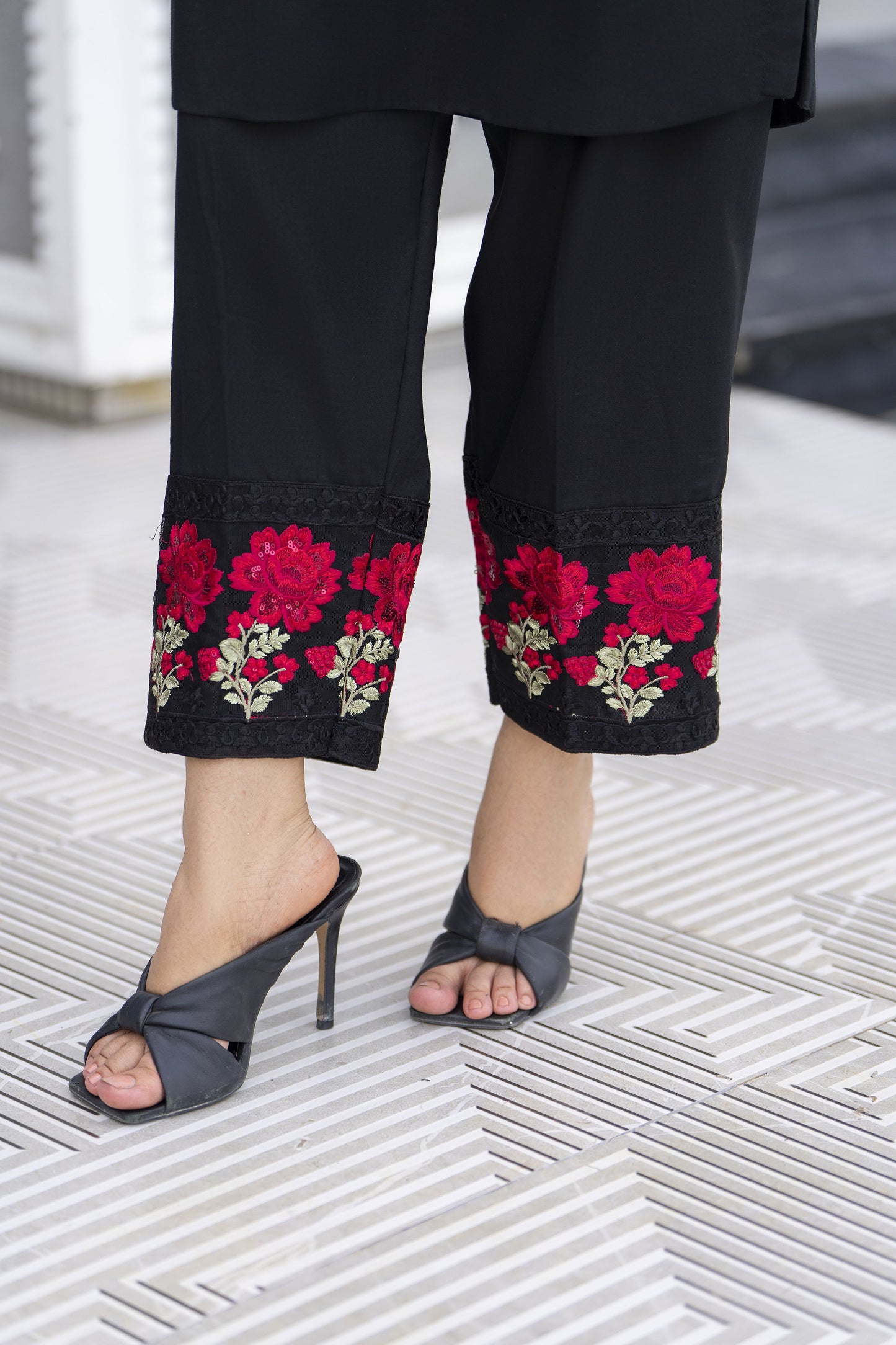 Sonia Ready to Wear 2 Pcs Embroidered Dress