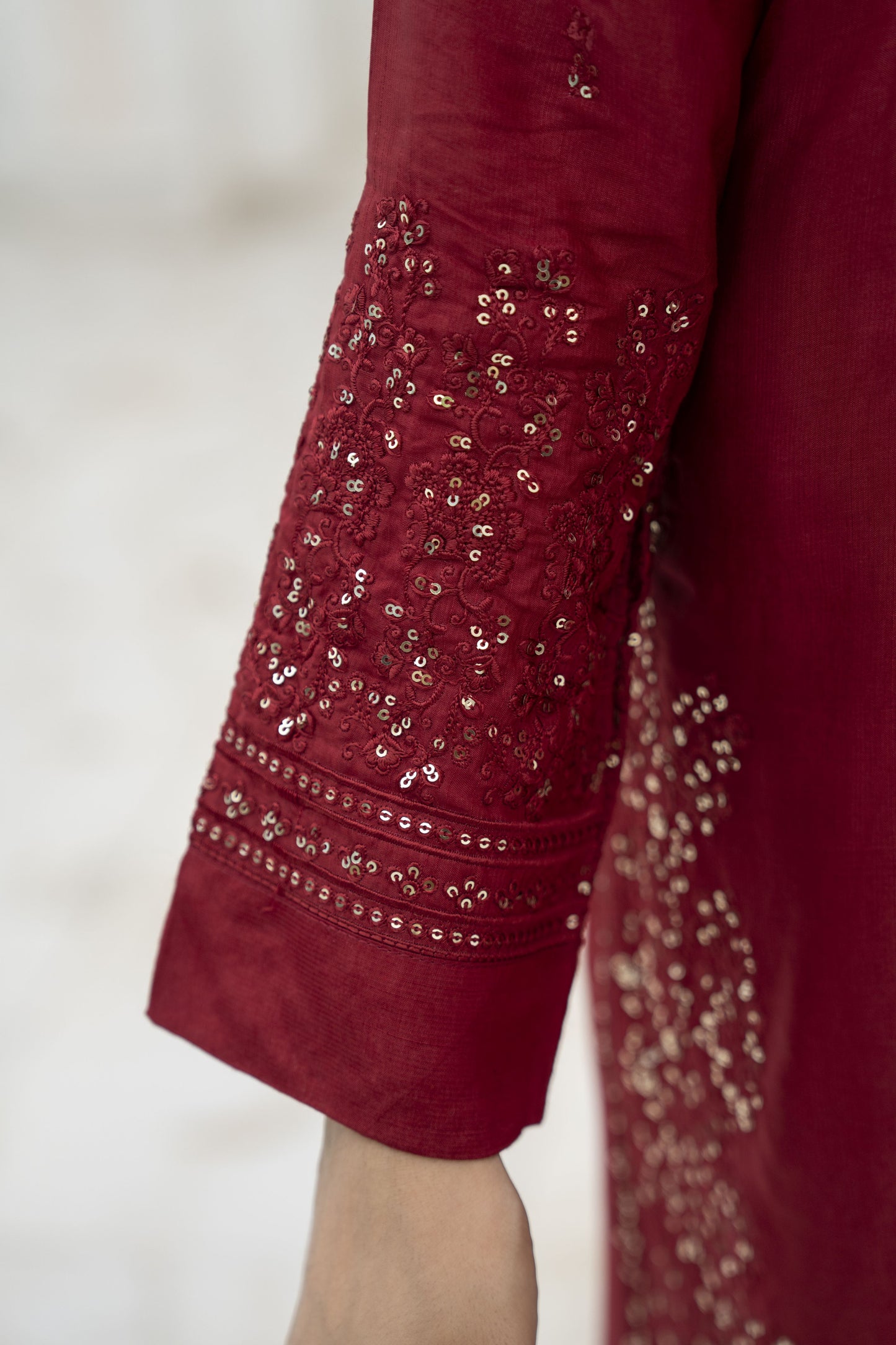 Aira Raw Silk Ready to Wear 3 Pcs Embroidered Dress