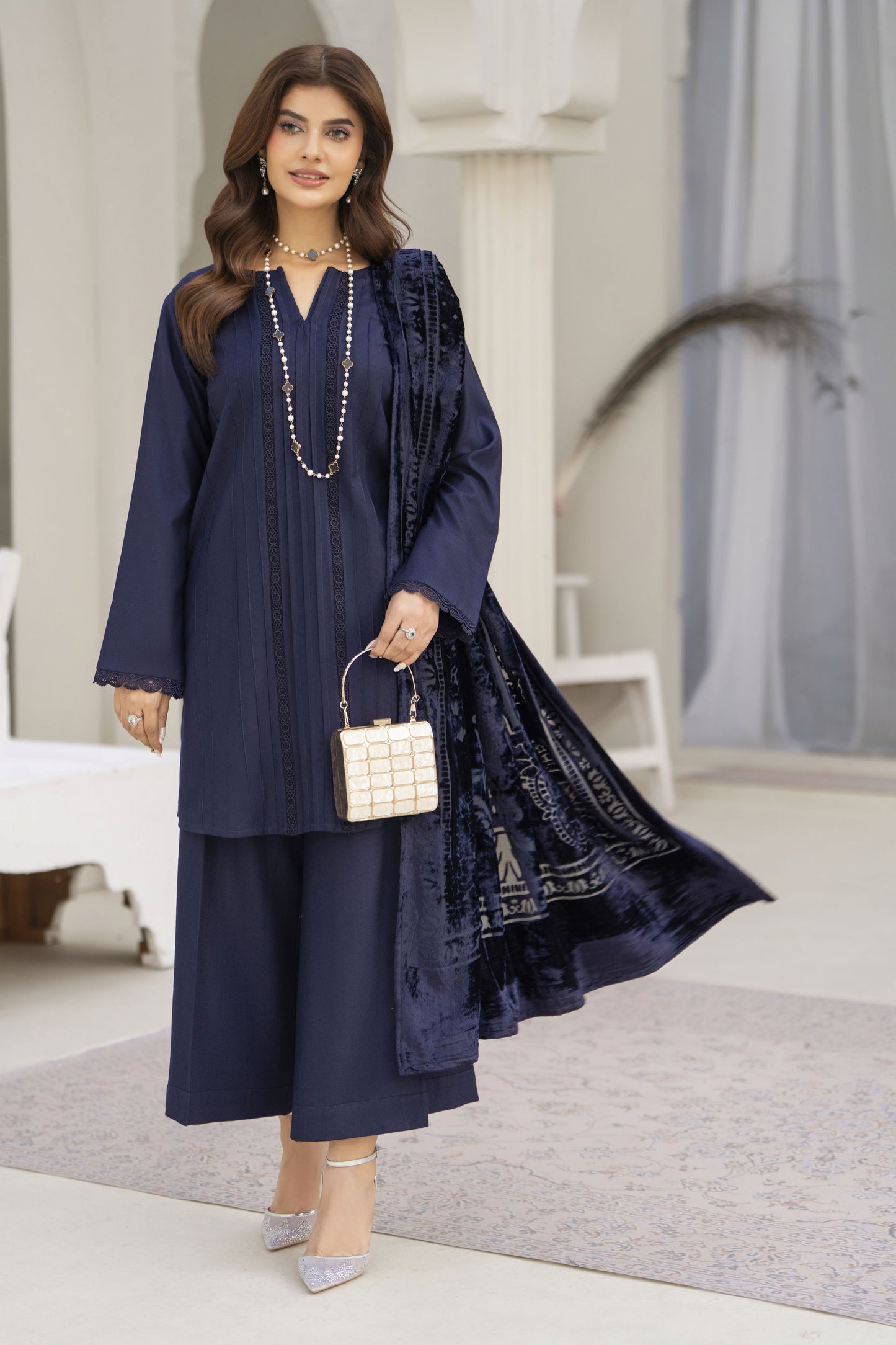 Khalida Ready to Wear 3 Pcs Velvet Palachi Shawl collection