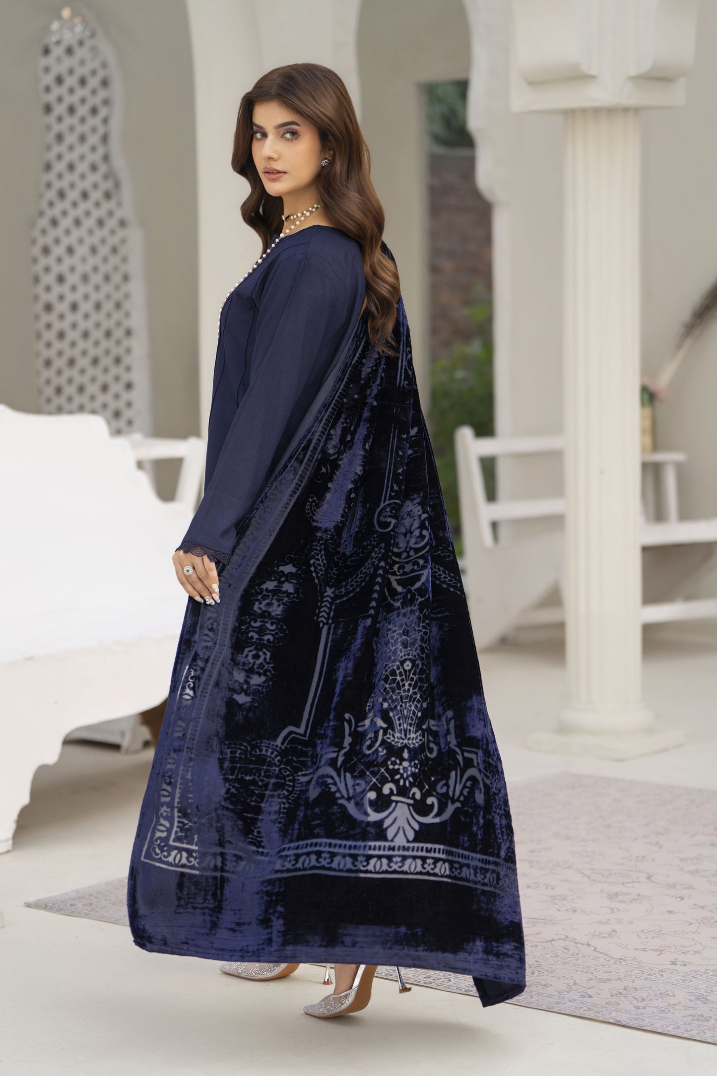 Khalida Ready to Wear 3 Pcs Velvet Palachi Shawl collection