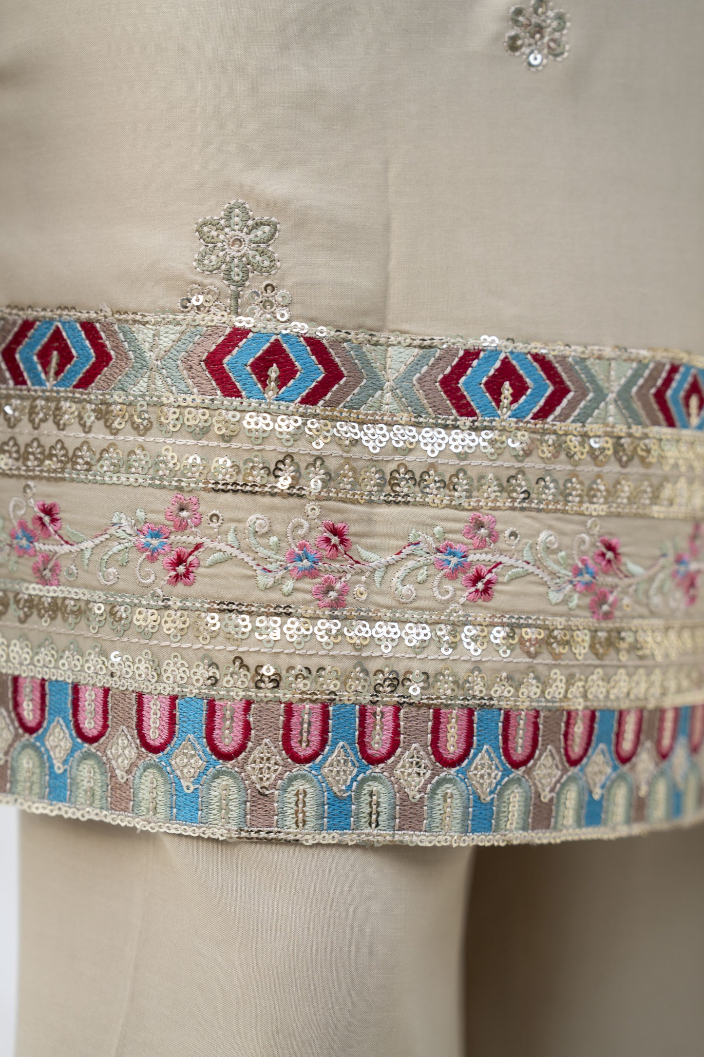 Amera Ready to Wear 3 Pcs Embroidered Dress