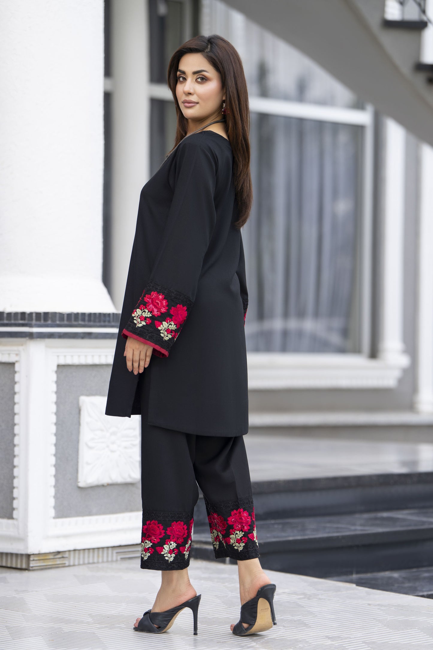 Sonia Ready to Wear 2 Pcs Embroidered Dress